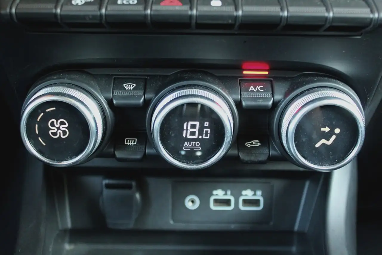 Renault Arkana Techno TCe 103kW140CV EDC mild hybrid — Galerie du véhicule 24