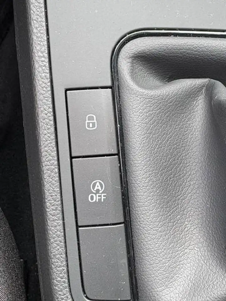 SEAT Ibiza 1.0 TSI Style Edition/Allwetter — معرض صور السيارة 16