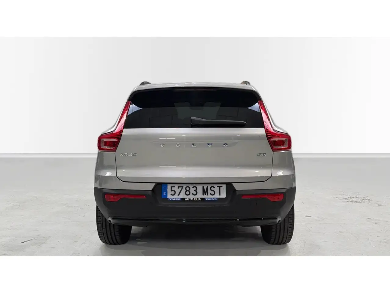 Volvo XC40 B3 Plus Aut. — معرض صور السيارة 7