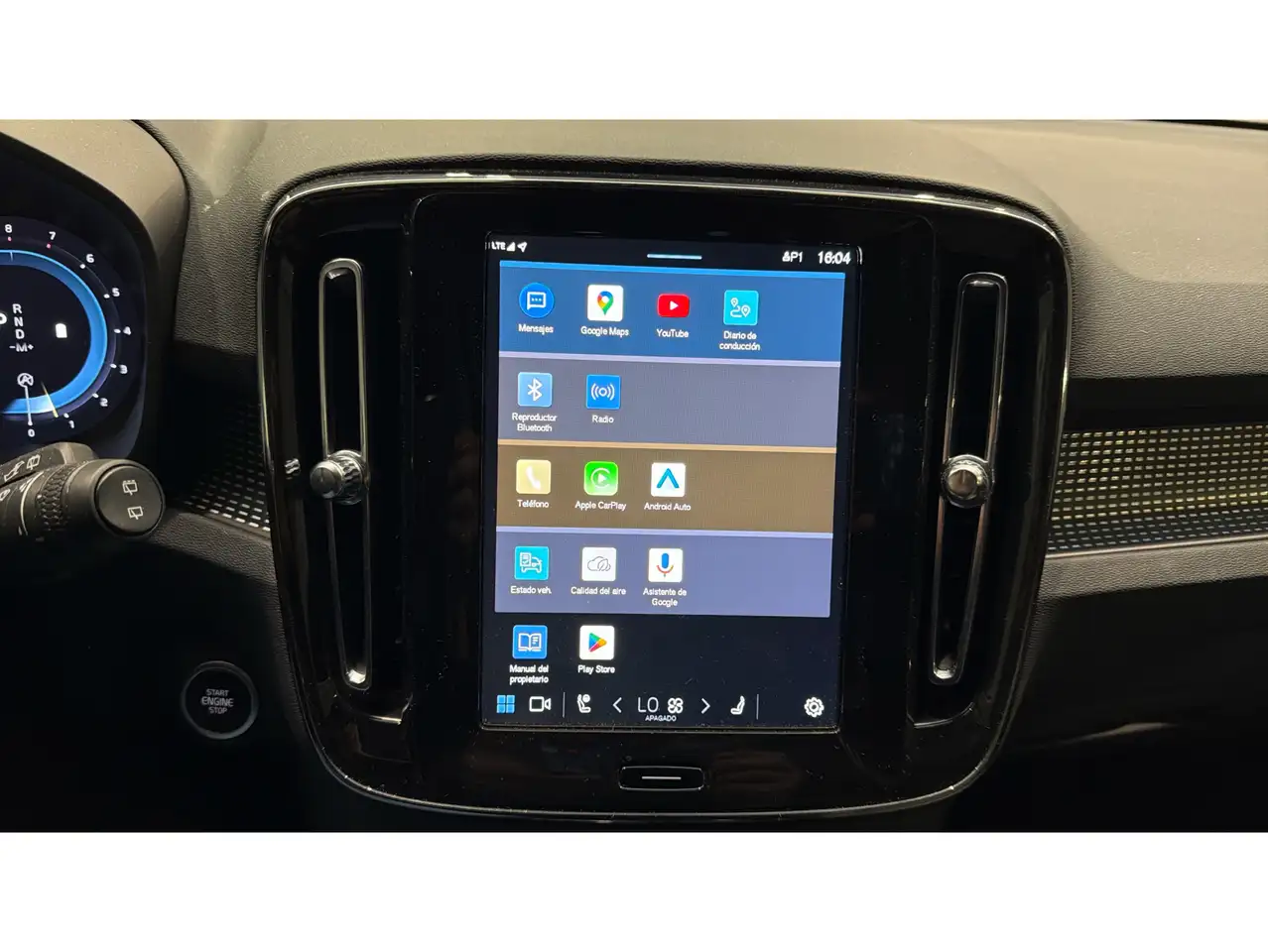 Volvo XC40 B3 Plus Aut. — معرض صور السيارة 15