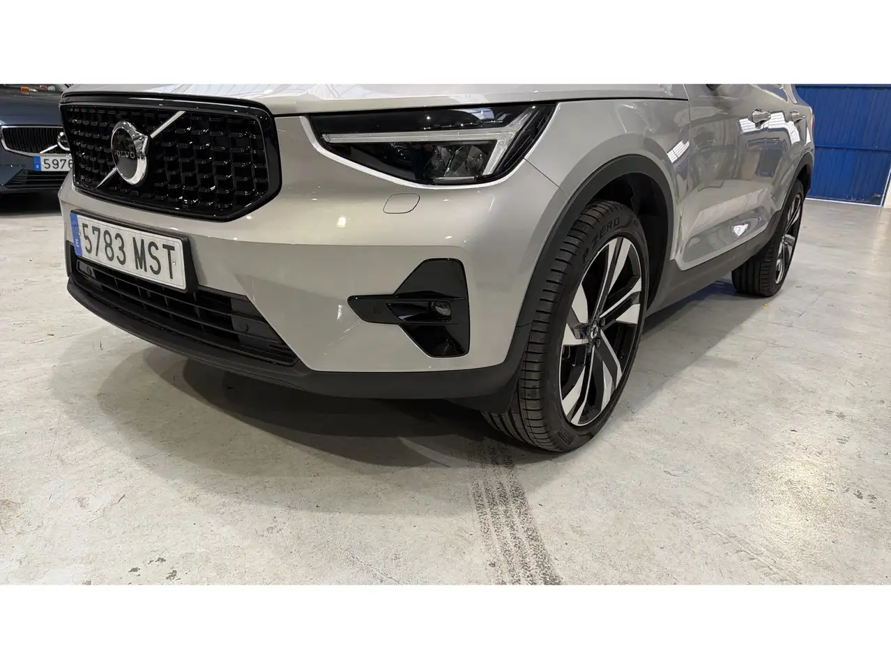 Volvo XC40 B3 Plus Aut. — معرض صور السيارة 36