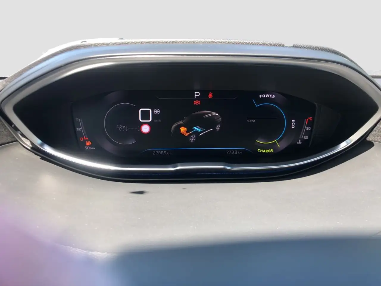 Peugeot 3008 Hybrid 136 e-DSC6 GT — Galerie du véhicule 17
