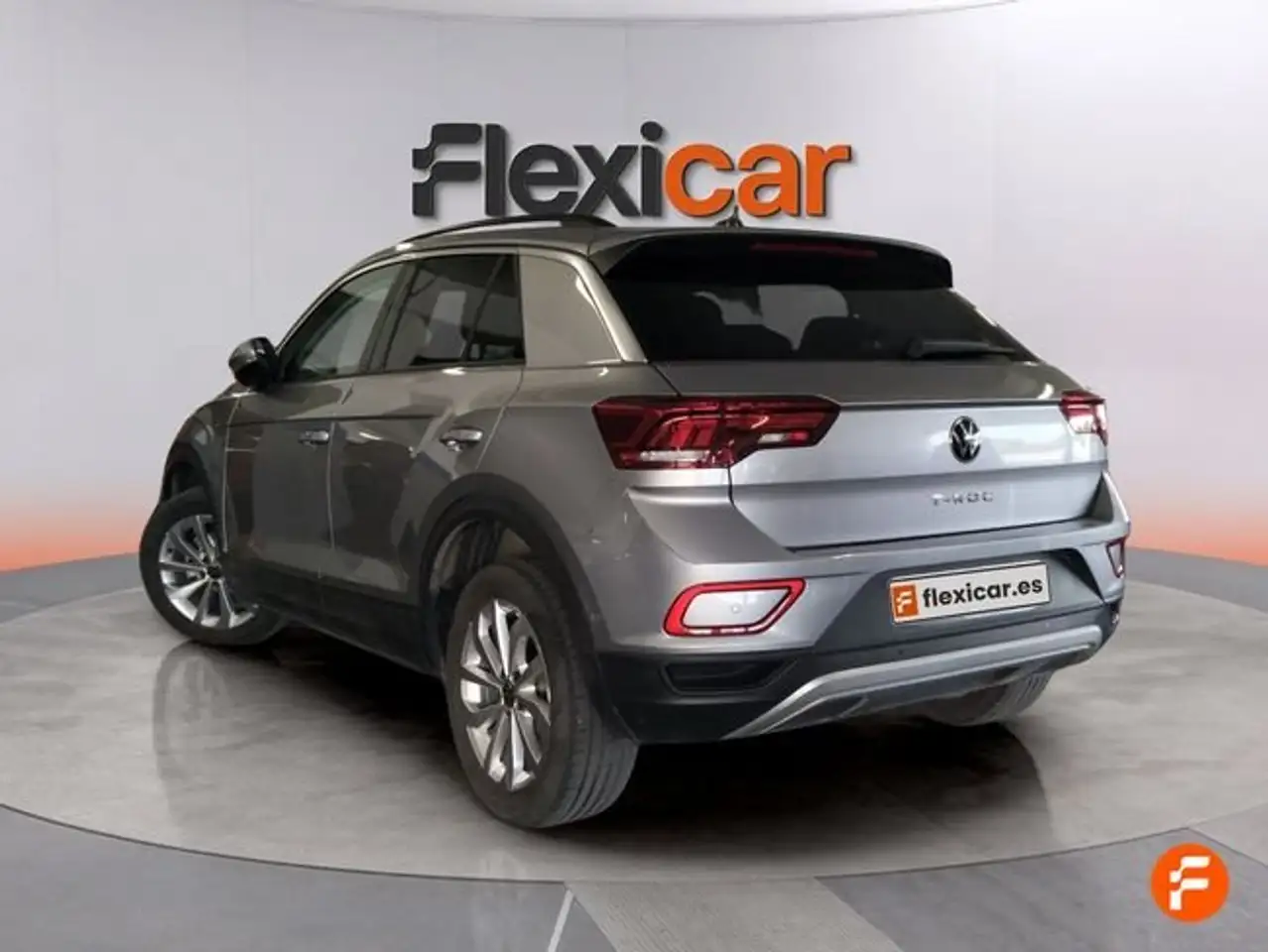 Volkswagen T-Roc 2.0TDI Life 85kW — معرض صور السيارة 9