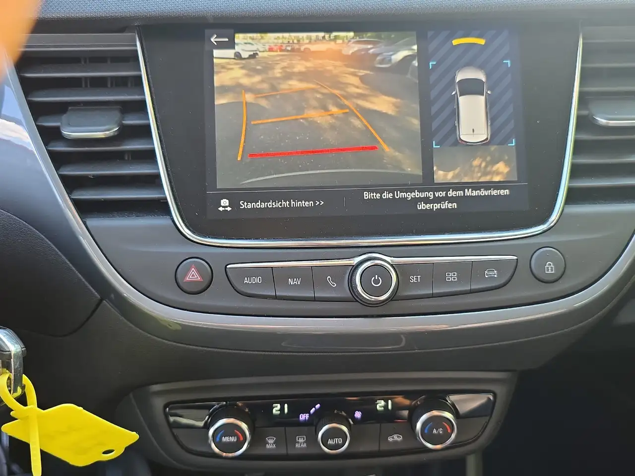 Opel Crossland 1.2 Turbo Elegance Paket Rückfahrkamera — معرض صور السيارة 7