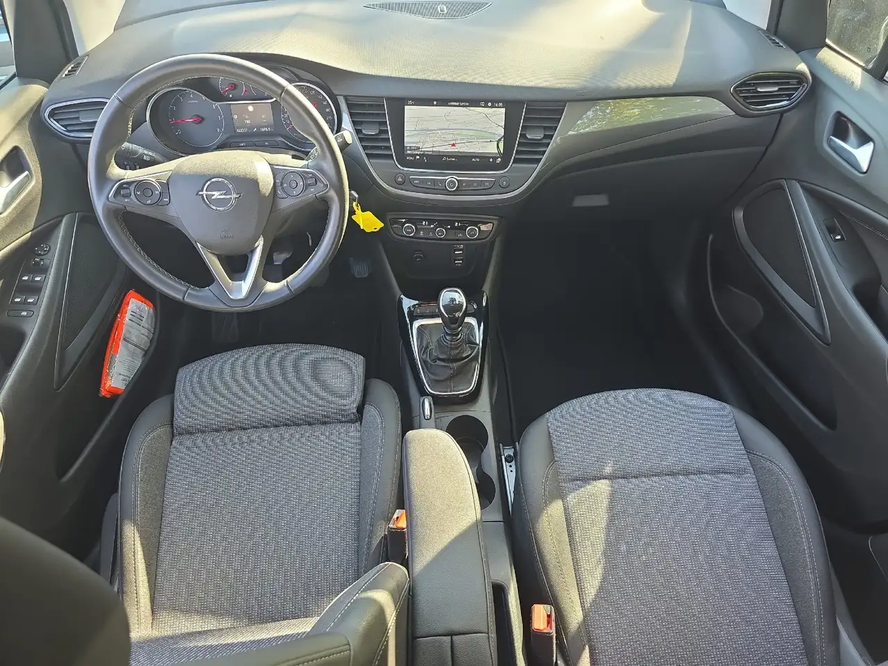 Opel Crossland 1.2 Turbo Elegance Paket Rückfahrkamera — معرض صور السيارة 9