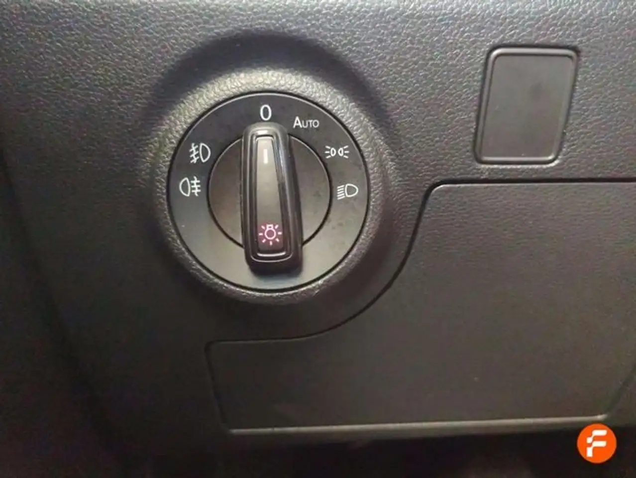SEAT Ibiza 1.0 TSI 81kW (110CV) Special Edition — Galerie du véhicule 21