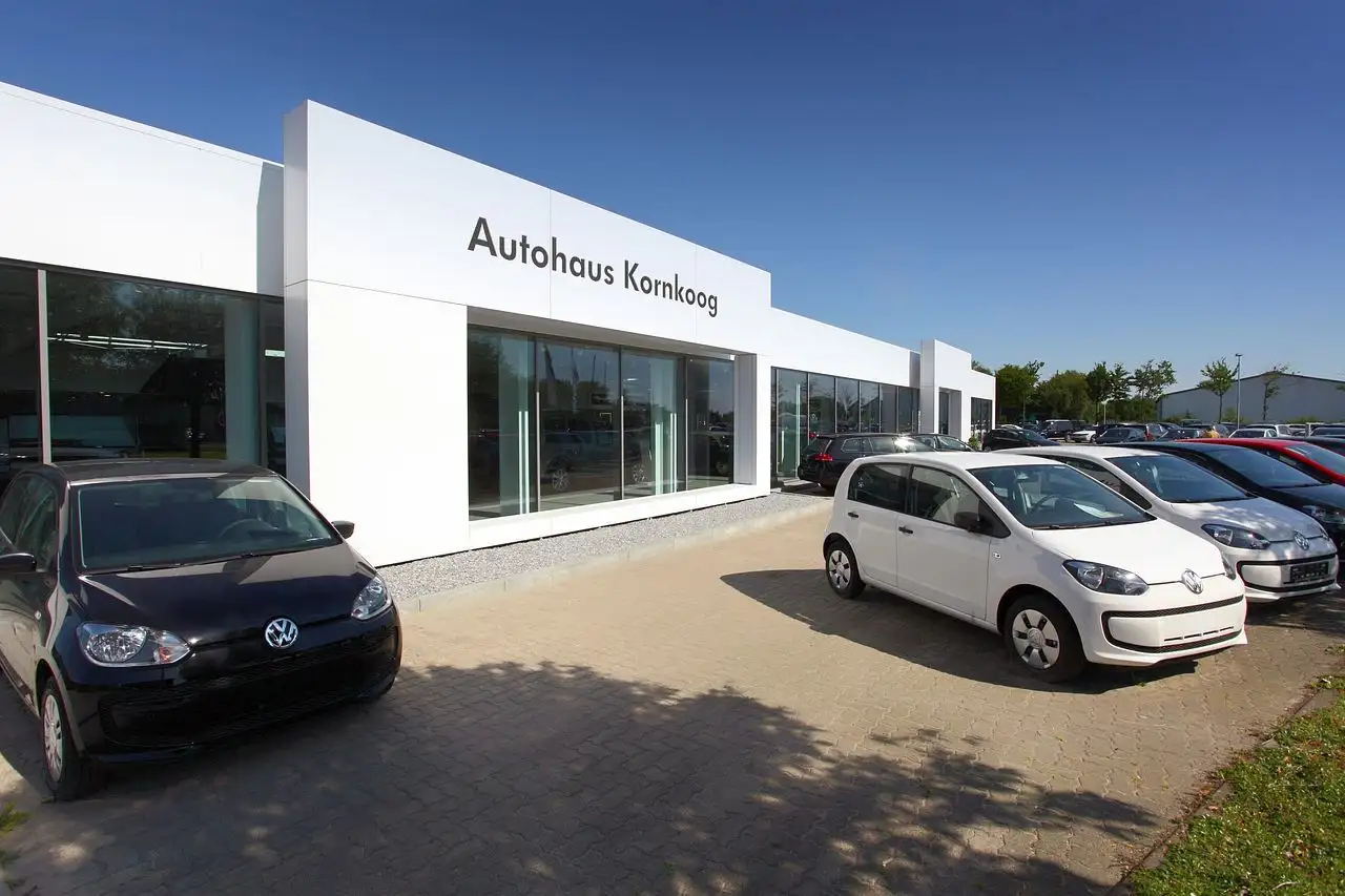 CUPRA Ateca 1.5 TSI DSG GAR 09.2029 LED ACC NAVI APP AHK — Galería del vehículo 12