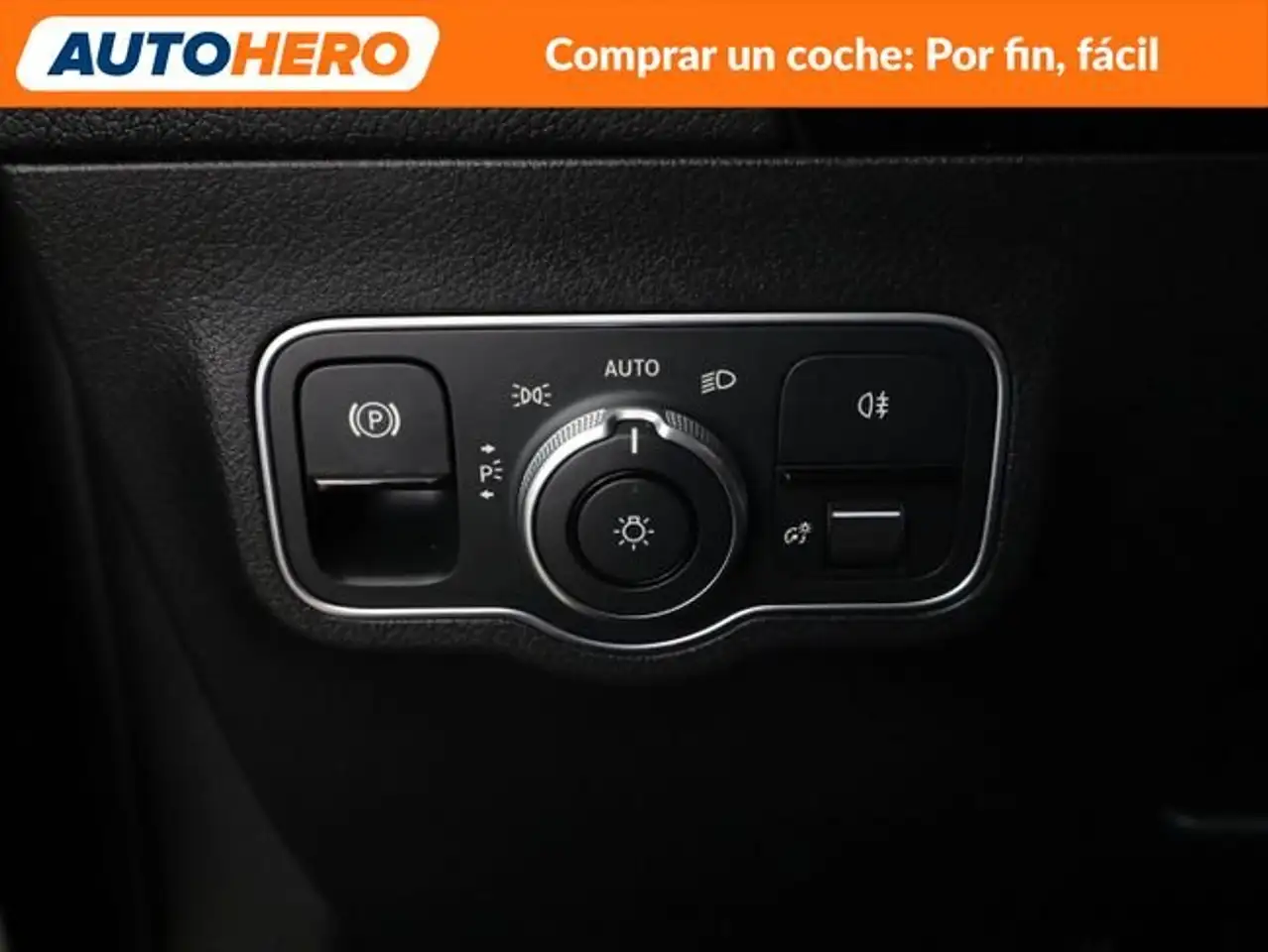 Mercedes-Benz GLA 200 d AMG Line — Galerie du véhicule 38