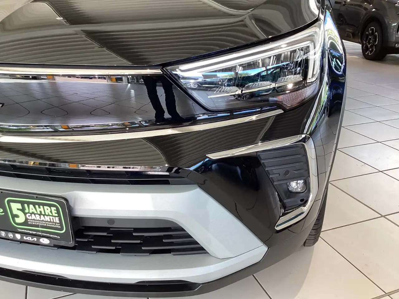 Opel Crossland 1,2 Turbo ELEGANCE PAKET LED+Navi+SHZ — Galería del vehículo 21