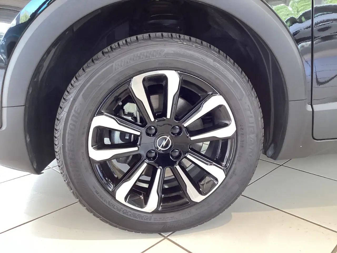 Opel Crossland 1,2 Turbo ELEGANCE PAKET LED+Navi+SHZ — Galería del vehículo 9