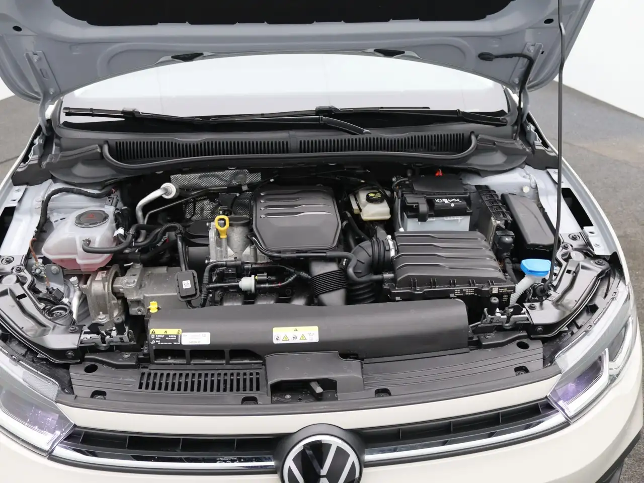 Volkswagen Polo Life 1.0 / App-Connect, LED, SHZ, DAB+, PDC — Vehicle gallery 18