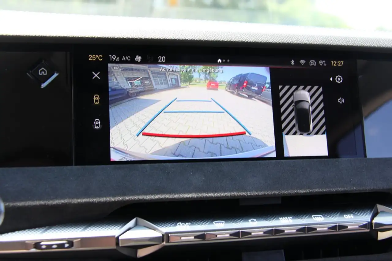 DS Automobiles DS 4 PHEV 225PS Performance Line HUD 19 ZOLL — معرض صور السيارة 10