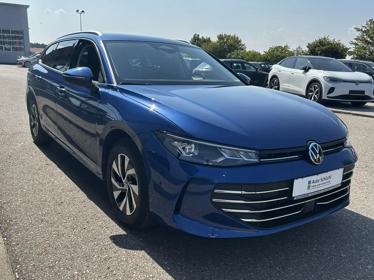 Volkswagen Passat Variant 1.5 eTSI DSG Business HEAD-UP+ERG — معرض صور السيارة 6