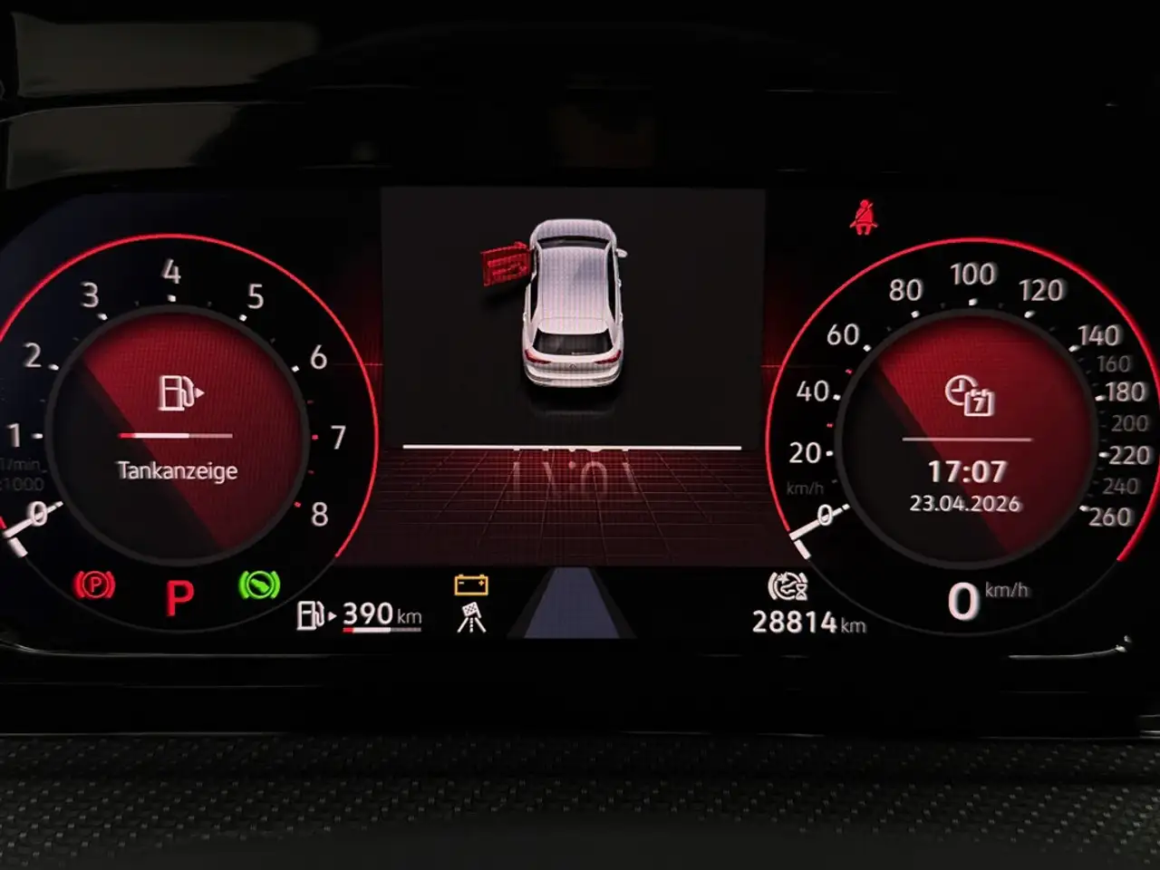 Volkswagen Golf VIII 1.5 eTSI R-Line, 1.Hd, LED, DSG, DAB — Galería del vehículo 7