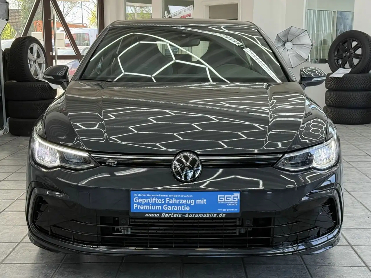 Volkswagen Golf VIII 1.5 eTSI R-Line, 1.Hd, LED, DSG, DAB — Galería del vehículo 22
