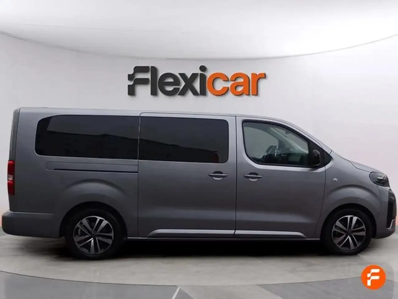 Peugeot Traveller VF3VKEHZ3RZ026378 — معرض صور السيارة 2