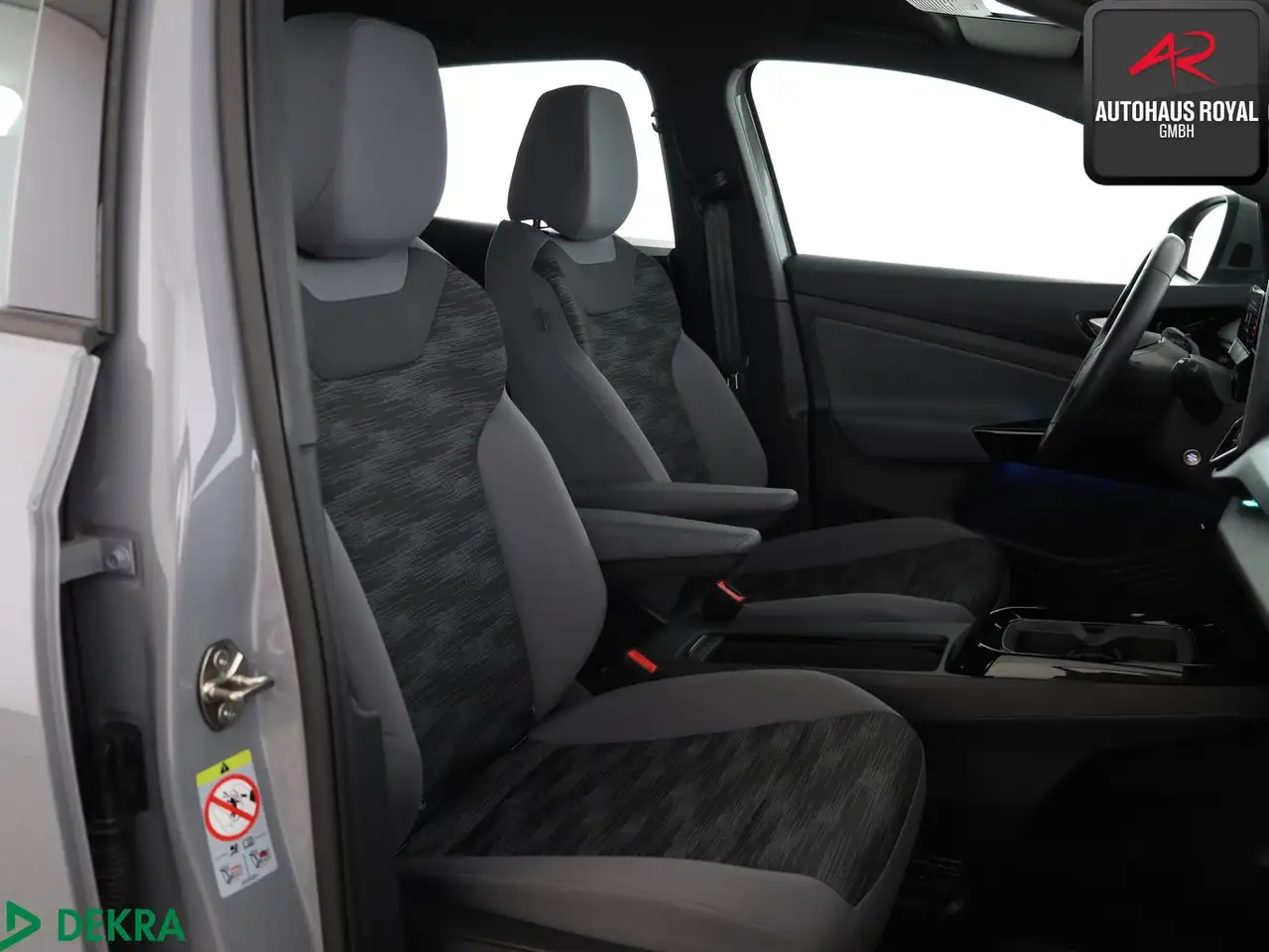 Volkswagen ID.4 PURE PERFORMANCE 360GRAD,ACC,KEYLESS,1.HAND — Galerie du véhicule 11