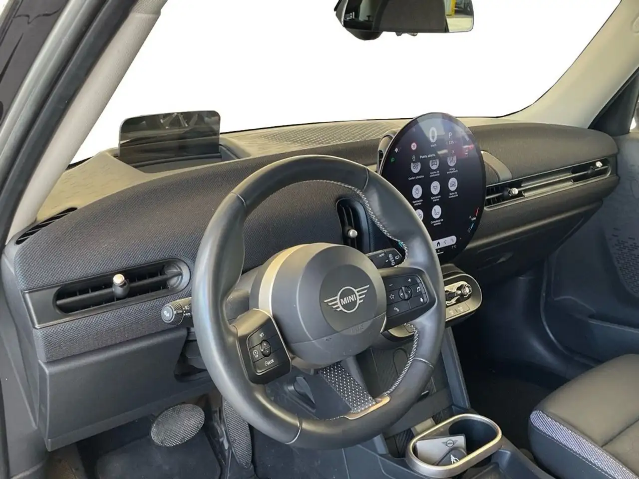 MINI Cooper 5 puertas C Essential Aut. — معرض صور السيارة 13