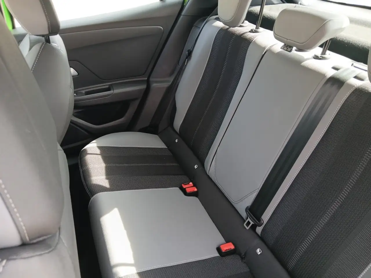 Opel Mokka 1.2 Elegance Sitzheizung Rückfahrkamera — معرض صور السيارة 15