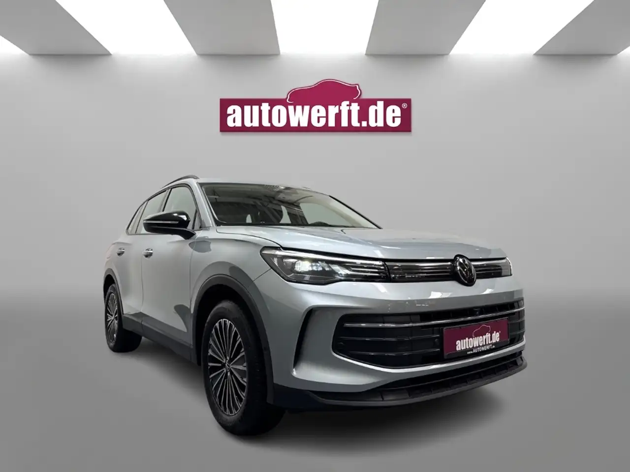 Volkswagen Tiguan 1.5 eTSI DSG GOAL AHK LED 360 CAM TRAVEL NAVI AMBI — Galerie du véhicule 7