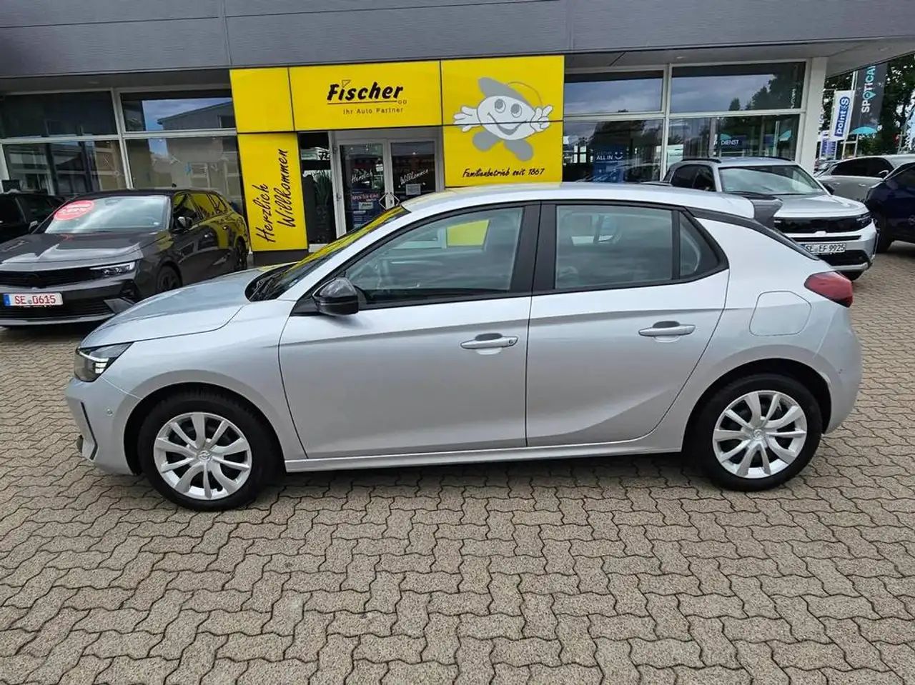 Opel Corsa Edition Allwetterreifen / PDC vorn & hinten — Kaltenkirchen
