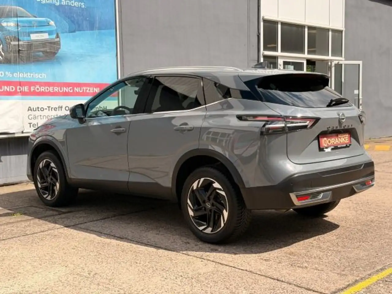Nissan Qashqai 1.3 DIG-T Xtronic N-Connecta*Winterpaket — Vehicle gallery 5