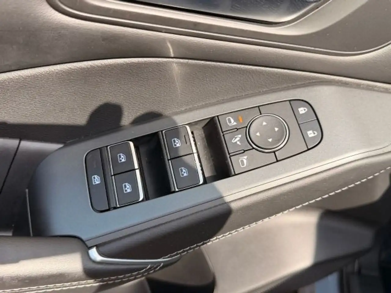 Nissan Qashqai 1.3 DIG-T Xtronic N-Connecta*Winterpaket — Vehicle gallery 13