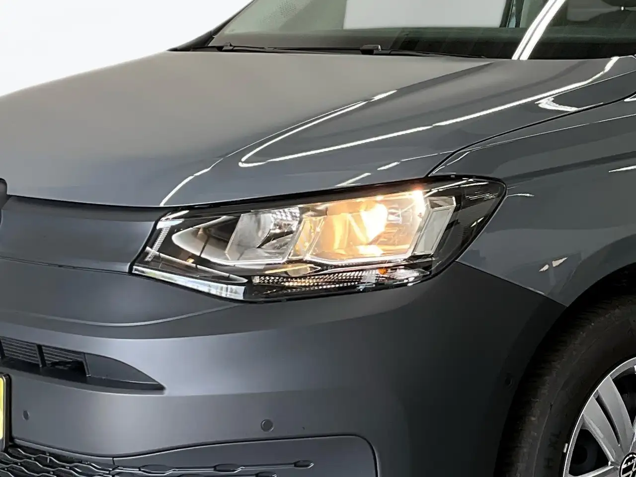 Volkswagen Caddy 1.5TSI 116PS ACC.NAVI.2xPDC.SHZ — Galería del vehículo 6