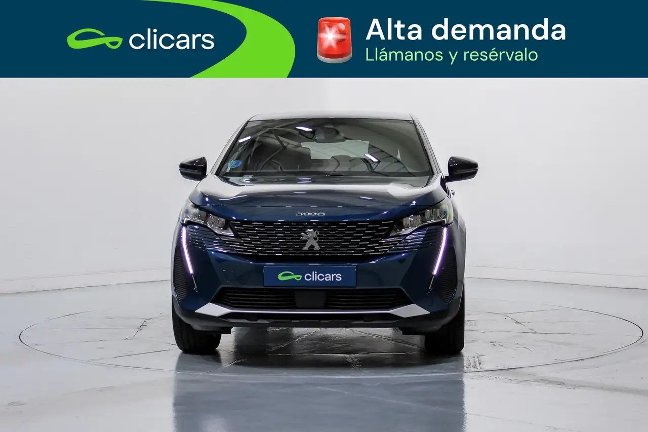Peugeot 3008 Hybrid 136 Allure eDCS6 — Vehicle gallery 2