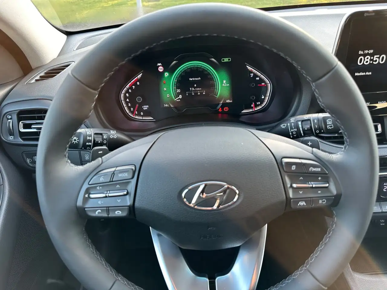 Hyundai i30 cw Trend LED/NAVI/KEYLESS — Vehicle gallery 14