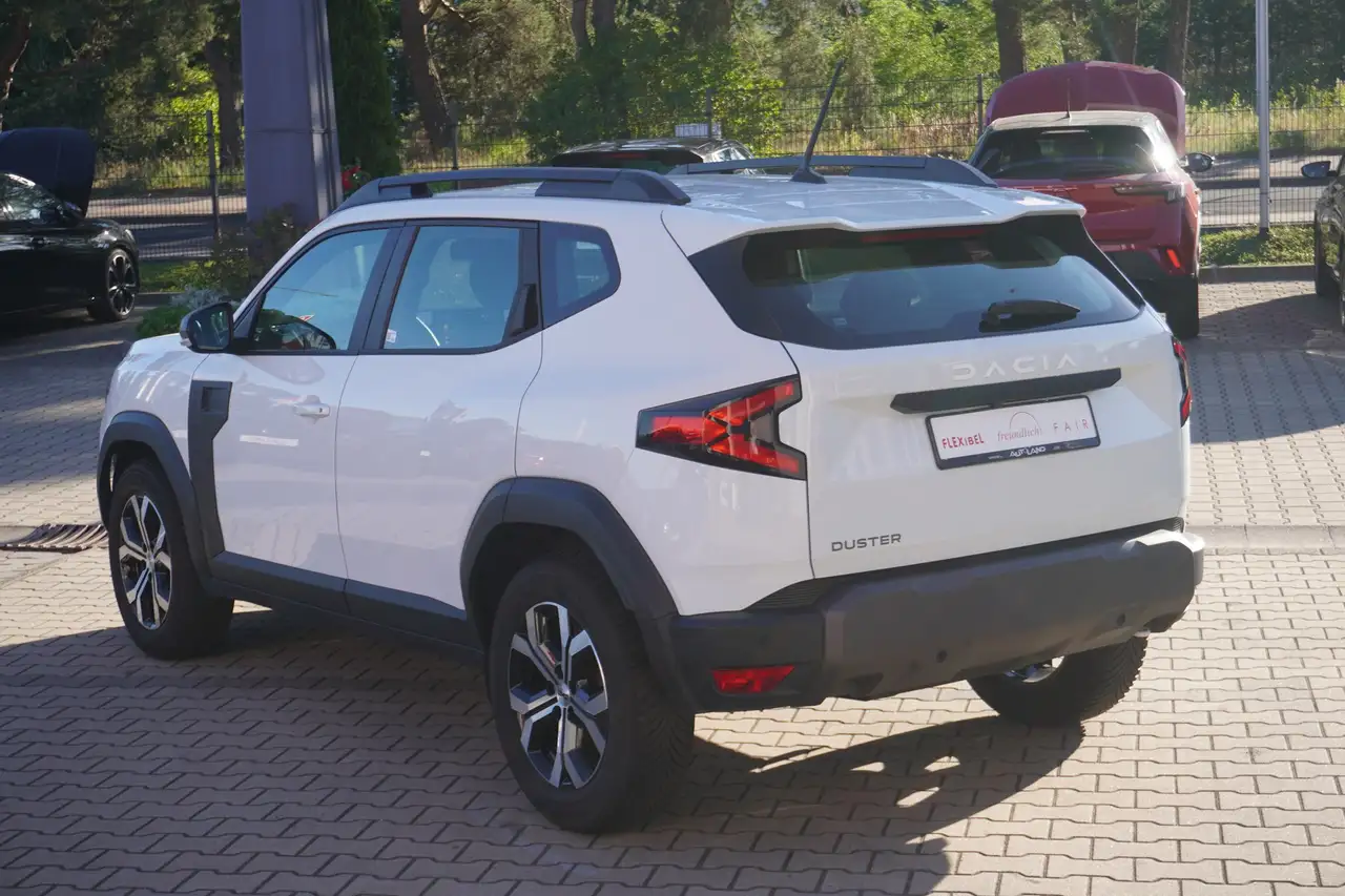 Dacia Duster III 1.0 LPG 100 Extrem LED Navi Kamera DAB — Vehicle gallery 9