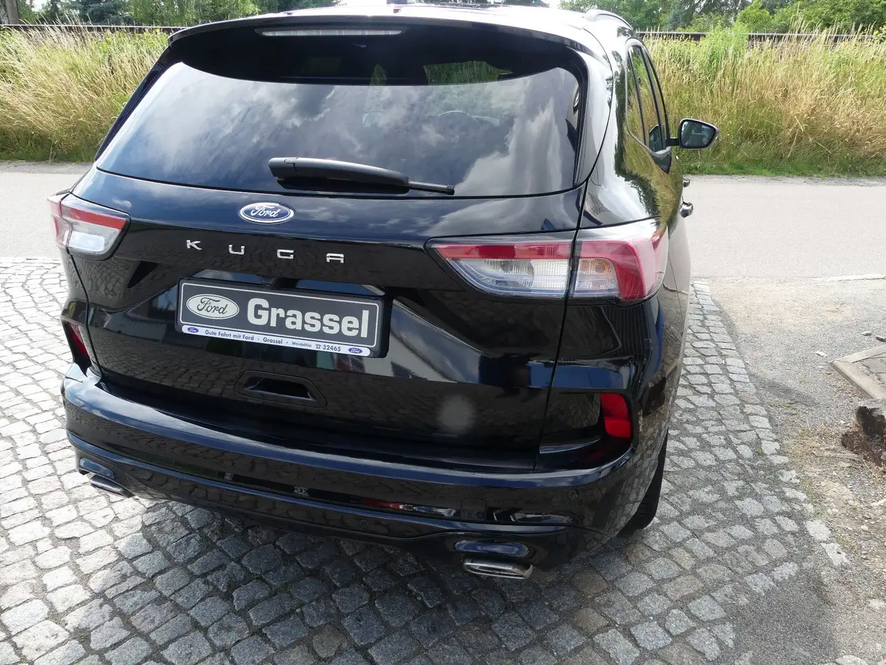 Ford Kuga ST-Line X Glasdach AHZV — معرض صور السيارة 7