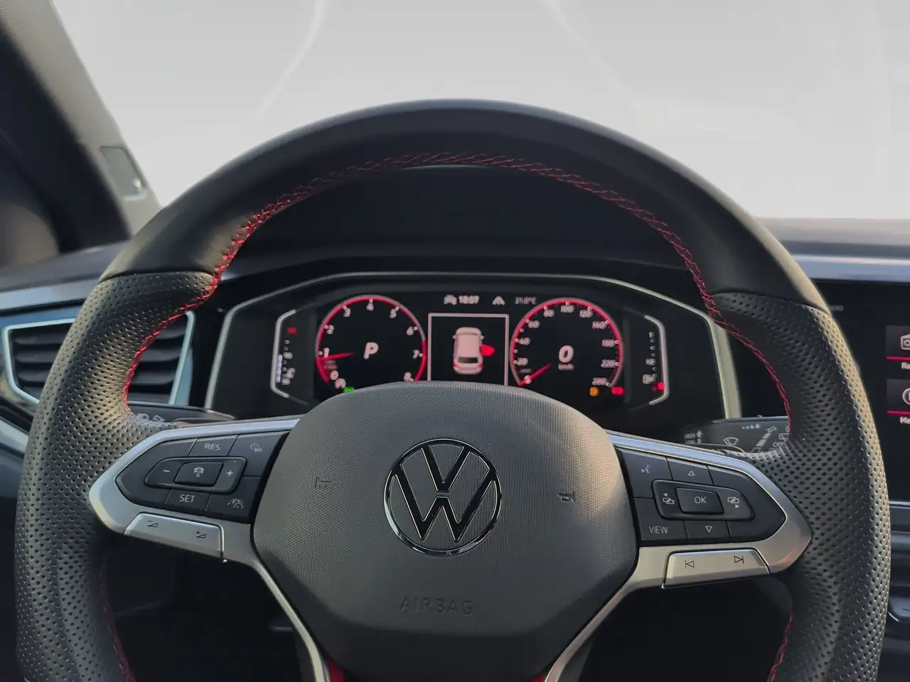 Volkswagen Polo 2.0 TSI GTI DSG beats+Kamera+Keyless+ACC+Matrix+Ap — معرض صور السيارة 16