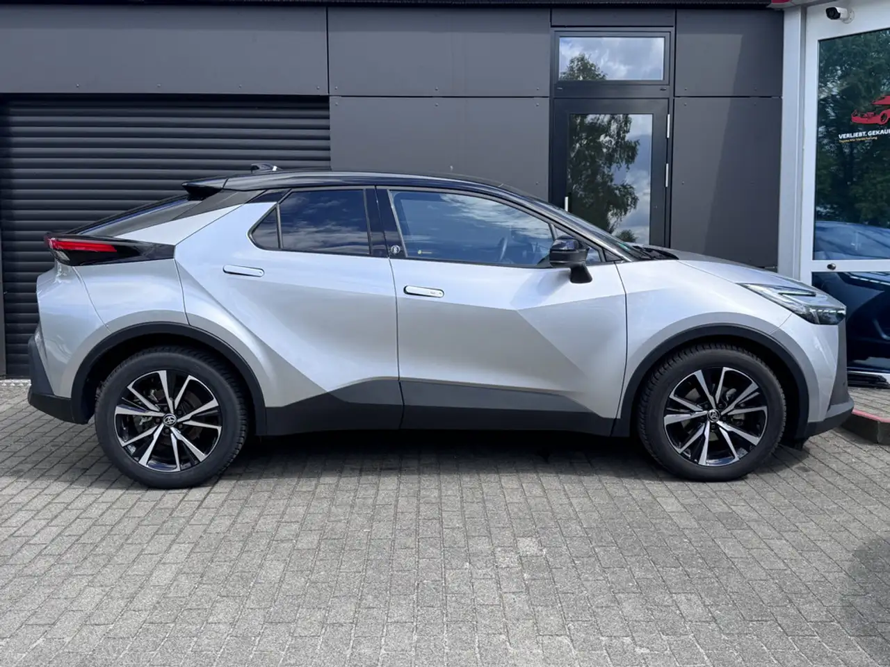 Toyota C-HR 1.8 Hybrid FWD Team Deutschland — معرض صور السيارة 19