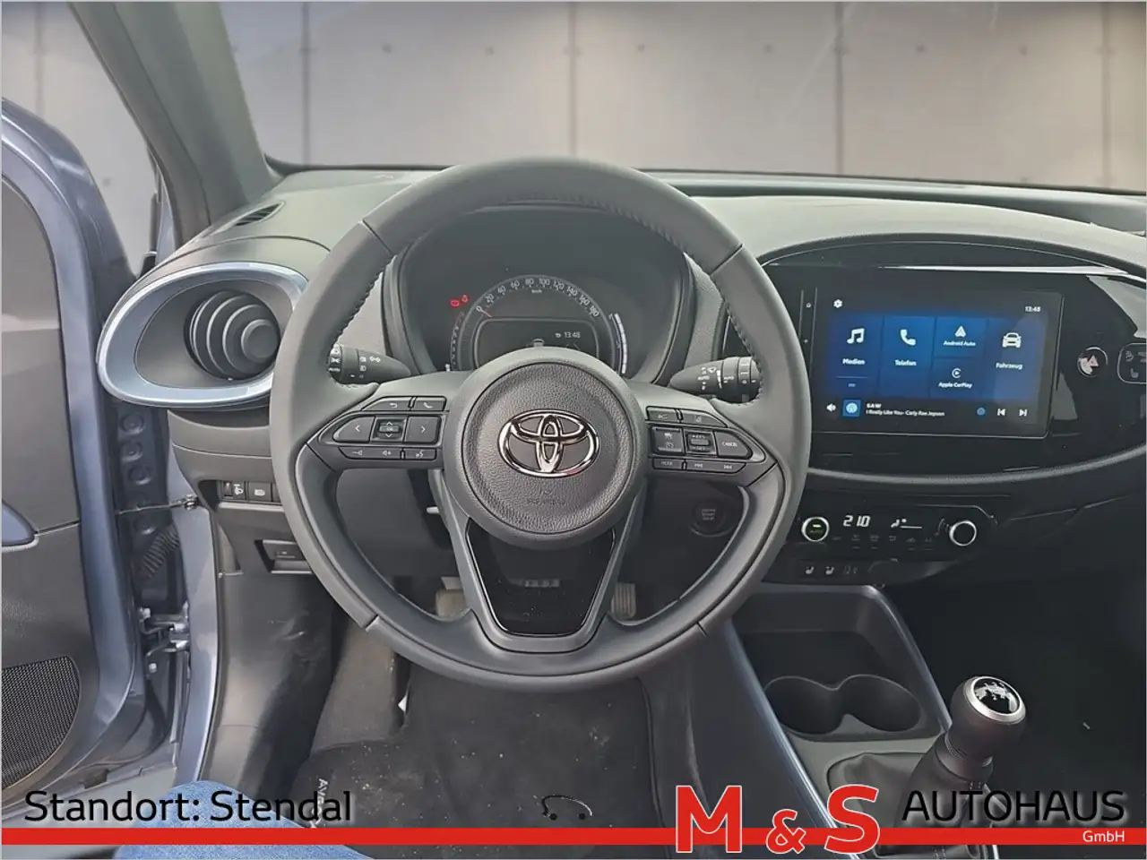 Toyota Aygo X 1.0 Pulse Komfort Paket KAMERA LED — Vehicle gallery 10