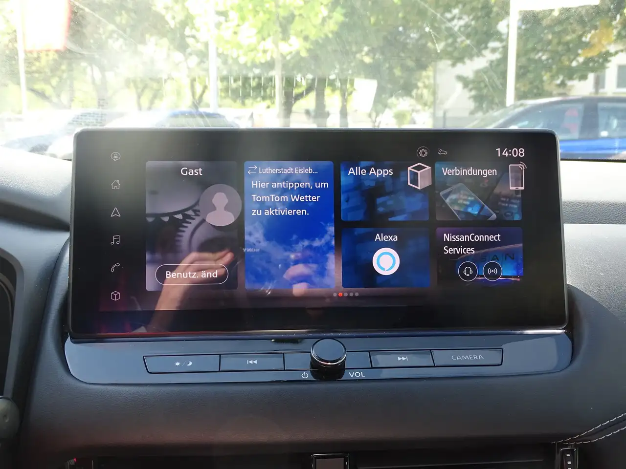 Nissan Qashqai N-Connecta 1.3 Dig-T LED ACC Navi Pano — Vehicle gallery 17