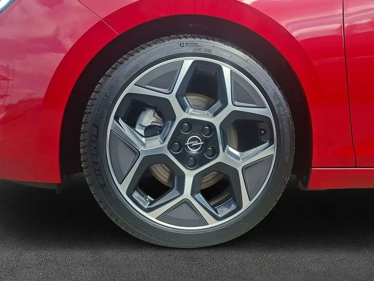 Opel Astra ST 1.2 Turbo Automatik Ultimate AHZV abhn. — Vehicle gallery 7