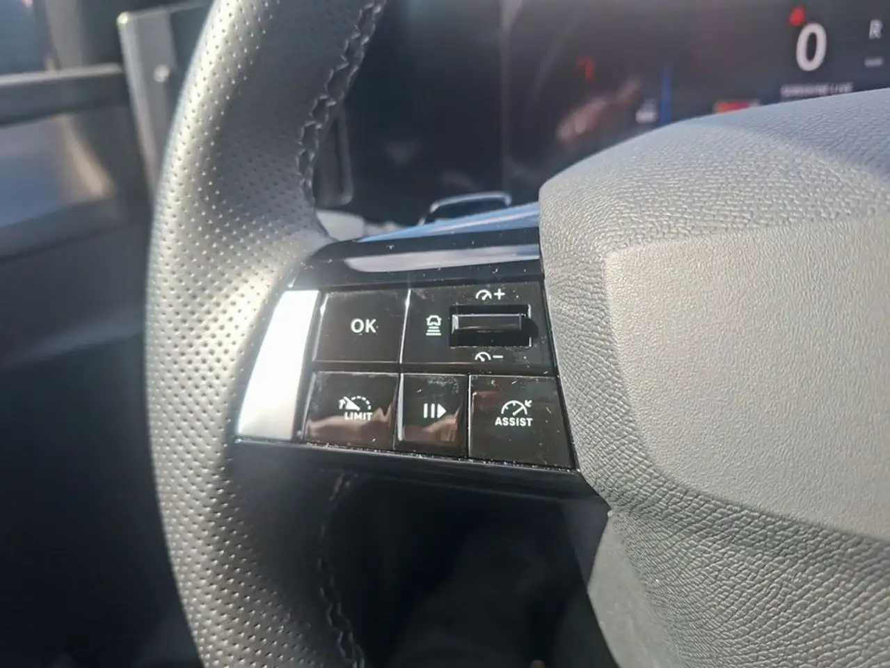 Opel Astra ST 1.2 Turbo Automatik Ultimate AHZV abhn. — Vehicle gallery 19