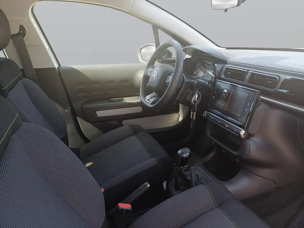 Citroen C3 PureTech 83 S&S Plus — Vehicle gallery 11