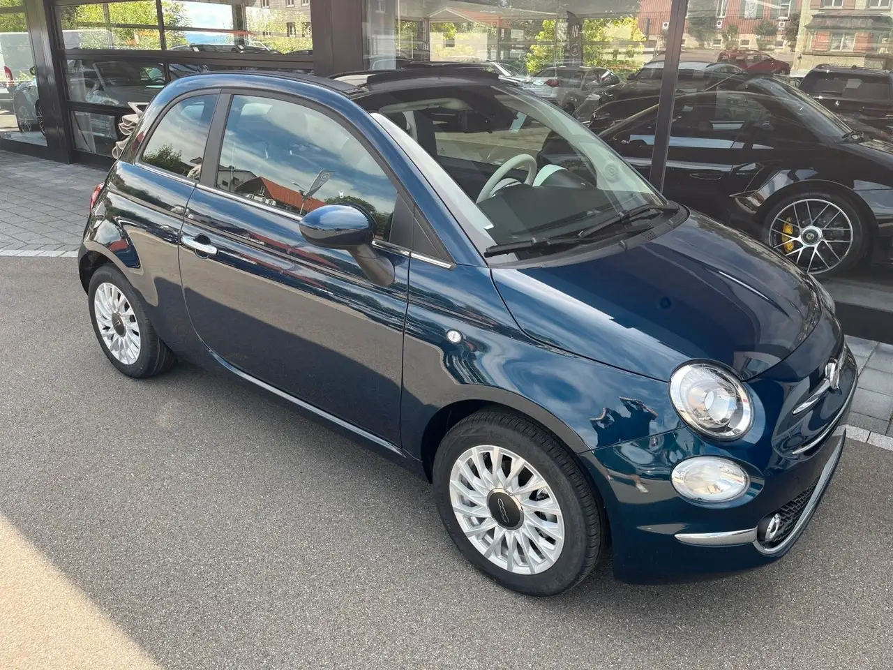 Fiat 500C 1.0 Cabrio DolceVita /KLIMA-AUT/NAV/TFT — معرض صور السيارة 16