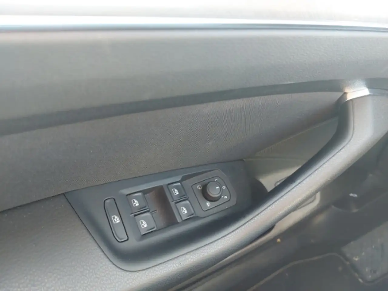 Volkswagen Passat Va. Business 1,5l TSI 150 PS 7-Gang-DSG — Galerie du véhicule 14