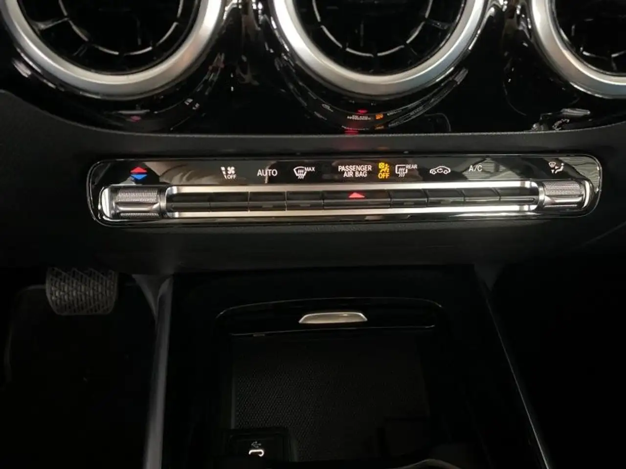 Mercedes-Benz B 200 Progressive Line Advanced Totwinkel Winter — معرض صور السيارة 17