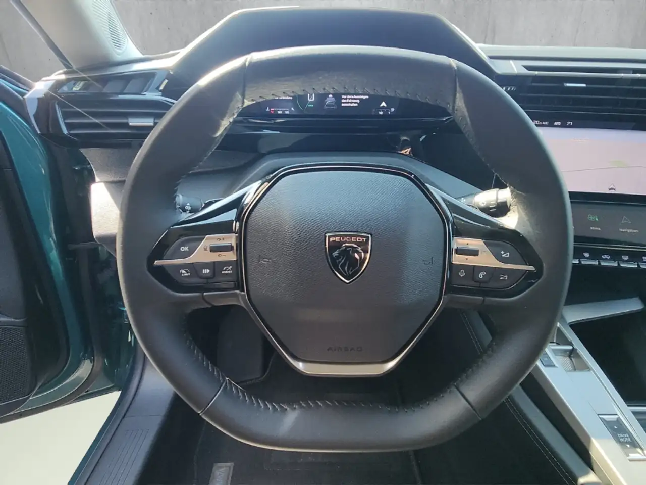Peugeot 308 SW Allure PT 130 EAT8 Navi 360 Kamera LED Apple Ca — Galería del vehículo 10