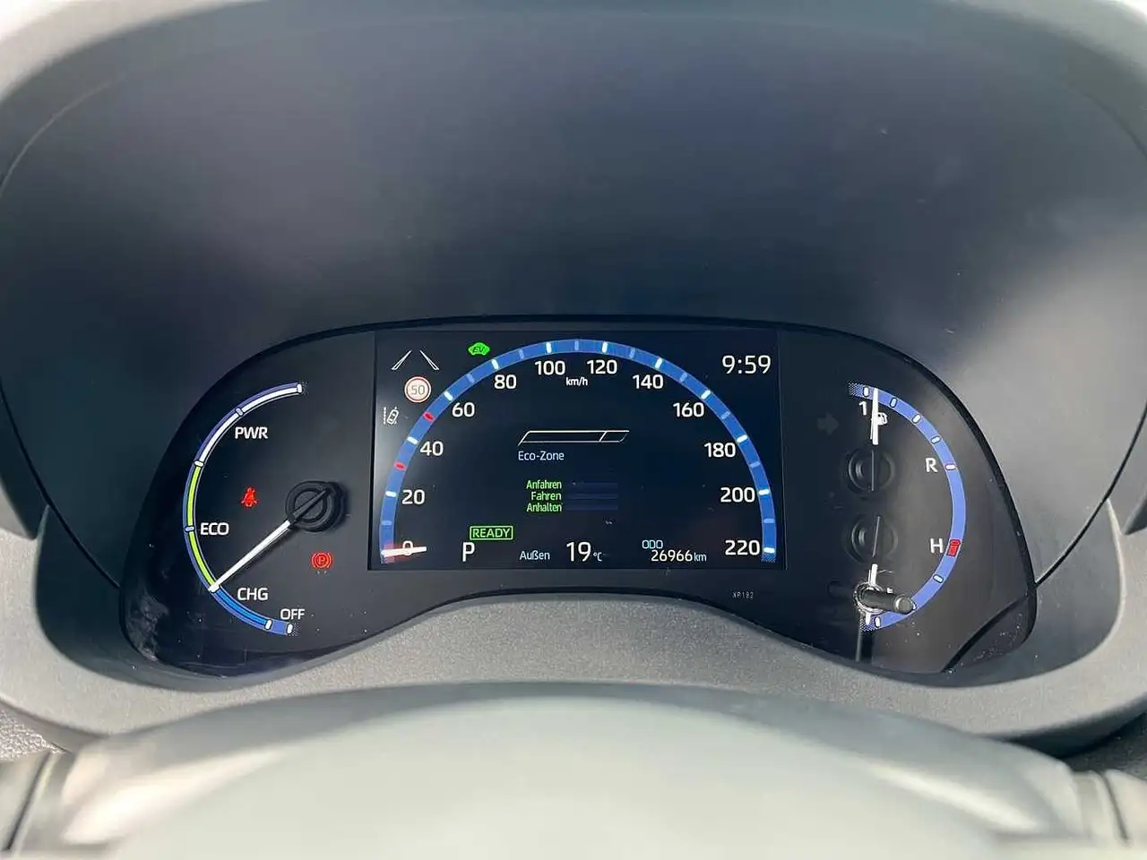 Toyota Yaris Cross Hybrid 1.5 VVT-i Team D KAMERA SHZ — معرض صور السيارة 11