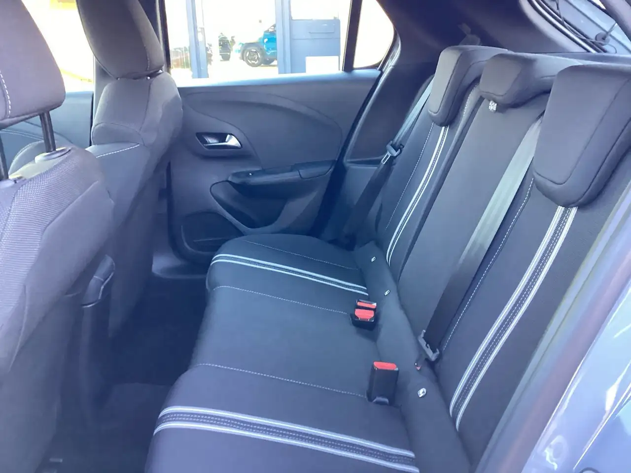 Opel Corsa GS — Vehicle gallery 12