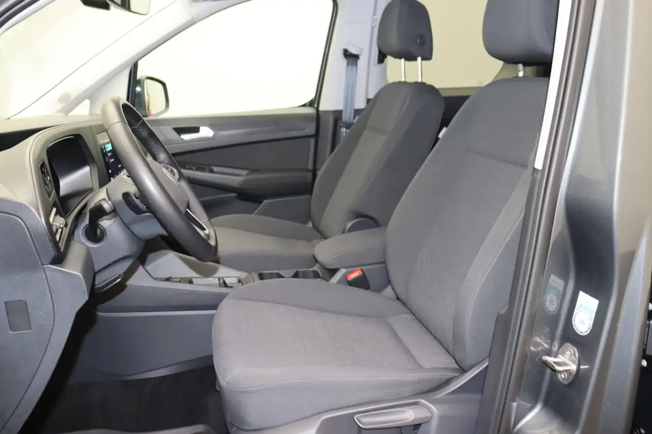 Volkswagen Caddy 1.5 TSI eHybrid DSG Edition LED AHK — Galería del vehículo 10