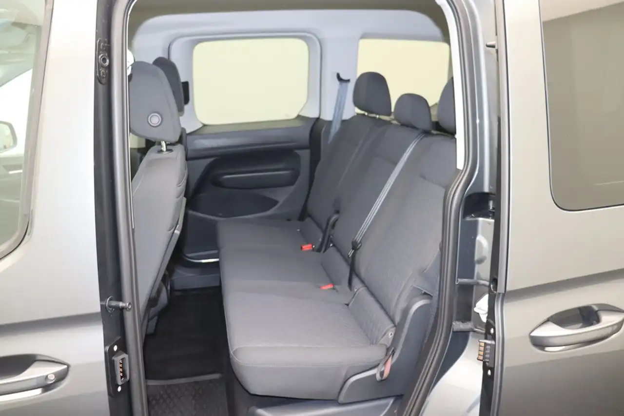 Volkswagen Caddy 1.5 TSI eHybrid DSG Edition LED AHK — Galería del vehículo 11