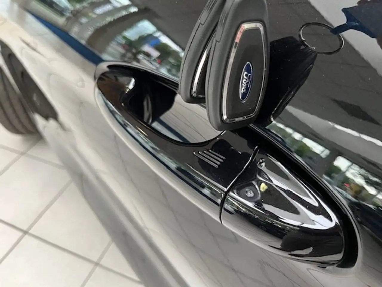 Ford Fiesta 1.0 EcoBoost Hybrid "Titanium" *Sicht+WinterP,PCA* — Vehicle gallery 9
