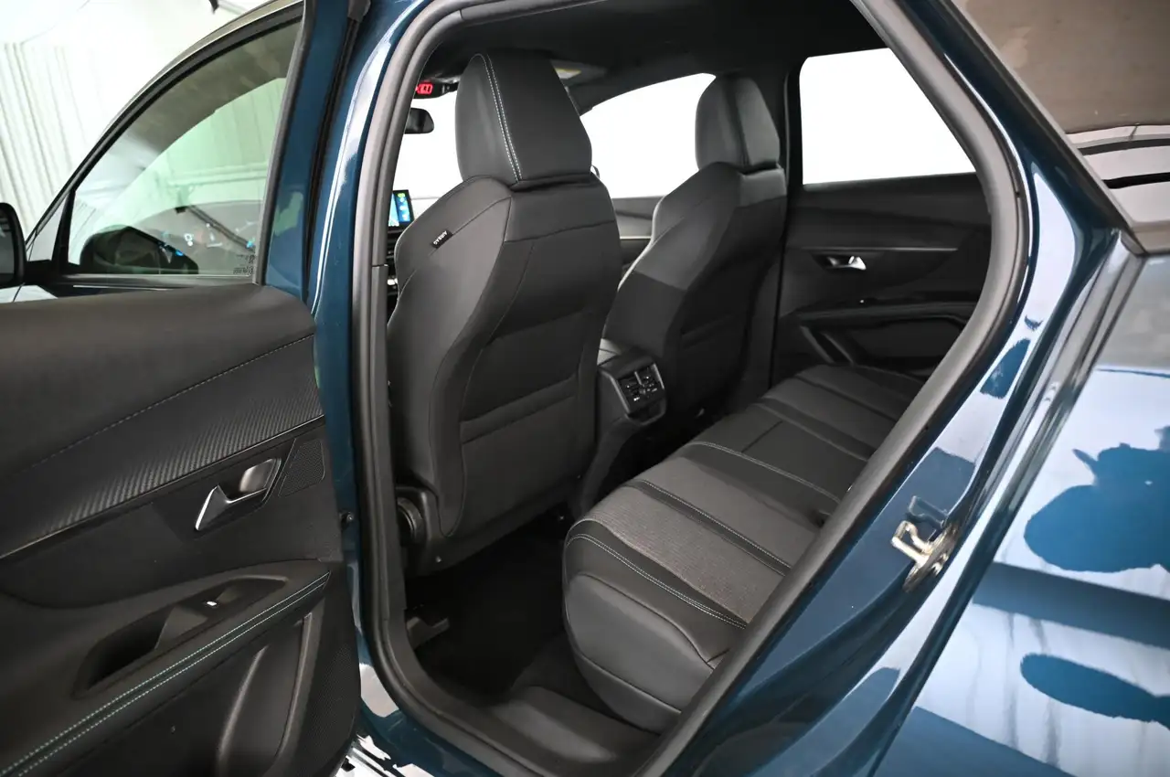 Peugeot 3008 1.6 180 PHEV e-EAT8 Allure-Pack LED/ACC/18 — Galerie du véhicule 22