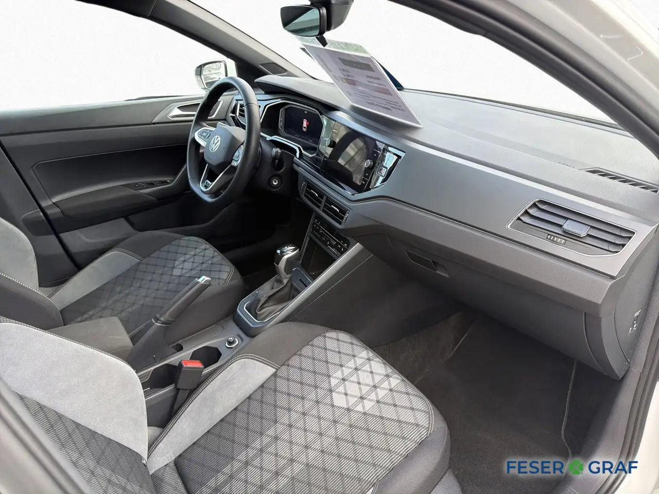Volkswagen Polo R-Line 1.0 TSI DSG MATRIX ACC NAVI KAMERA — Galerie du véhicule 8